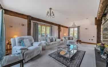 Stunning Detached Home Bowood Park Golf Course Views