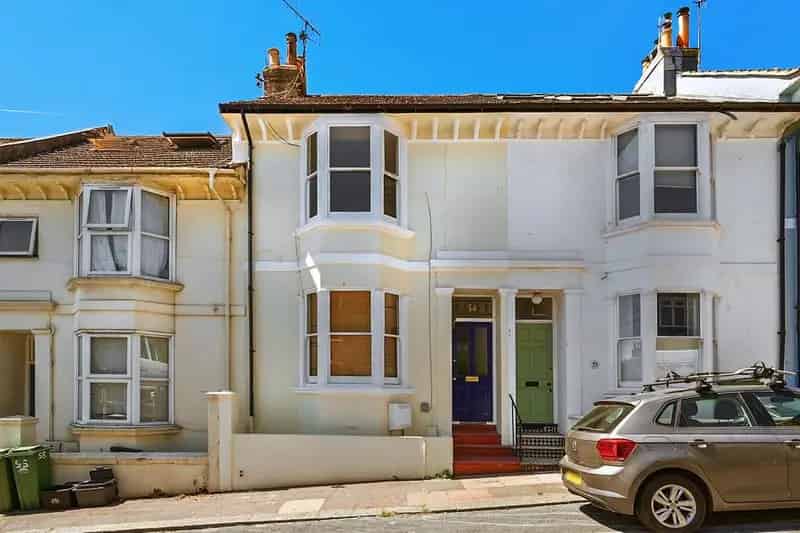 3 Bedroom Victorian Terrace House for Sale in Brighton
