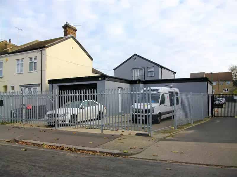 Warehouse Workshop Office Space Southend On Sea