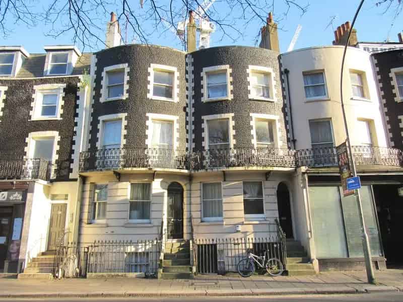 1 Bedroom Flat Brighton Ground Floor GFCH Available 19012018