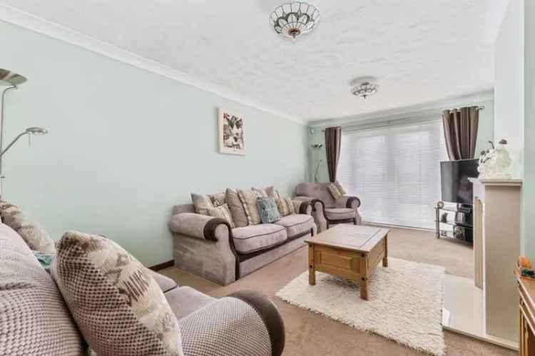Three Double Bedroom Detached Bungalow with Jacuzzi and Potential for Extension