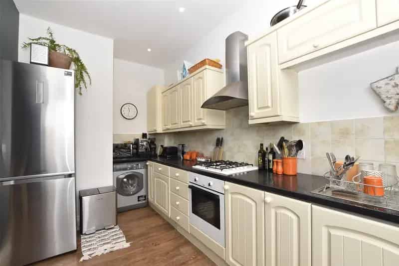 1 Bedroom Apartment to Rent in Lower Oldfield Park
