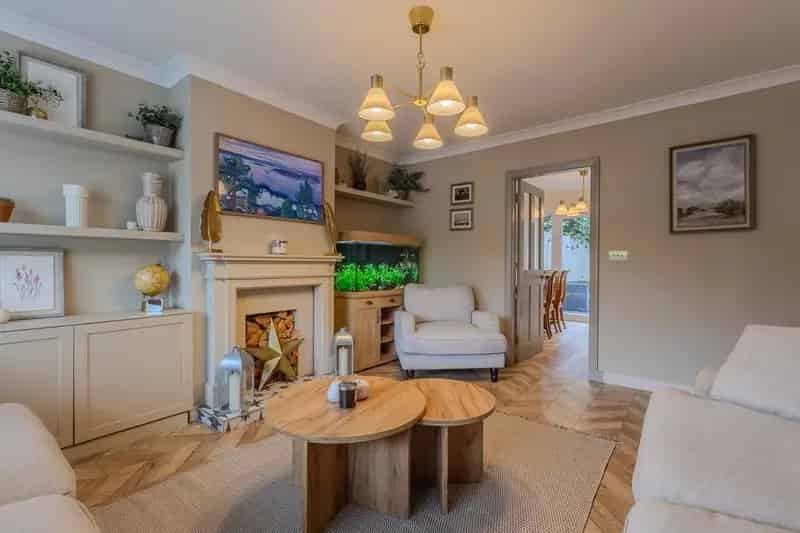 3 Bedroom Semi Detached House For Sale West Scotland
