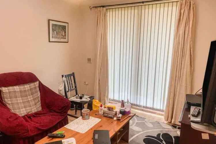 1 Bedroom Flat for Sale Astley Bridge