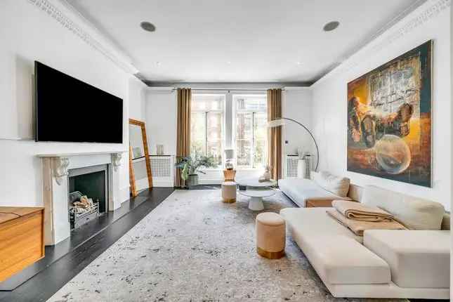 Town house to rent in Oakley Street, Chelsea, London SW3, United Kingdom