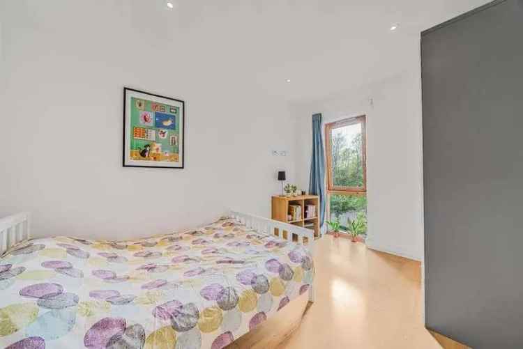 3 Bed Flat for Sale in Hackney Wick