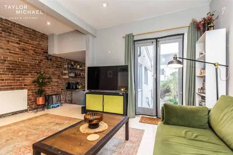 1 Bedroom Flat for Sale
