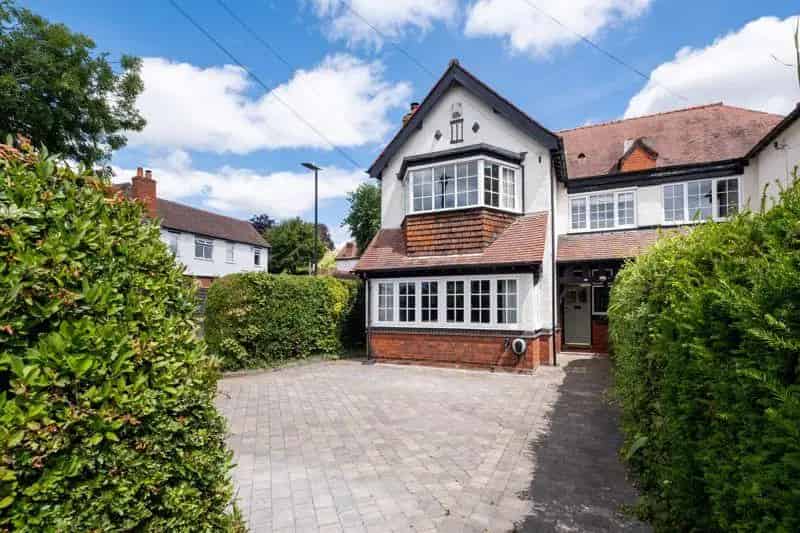 5 Bedroom Semi-Detached House for Sale Mere Green