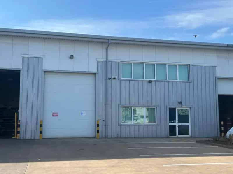 Industrial Warehouse Unit with Offices near A45