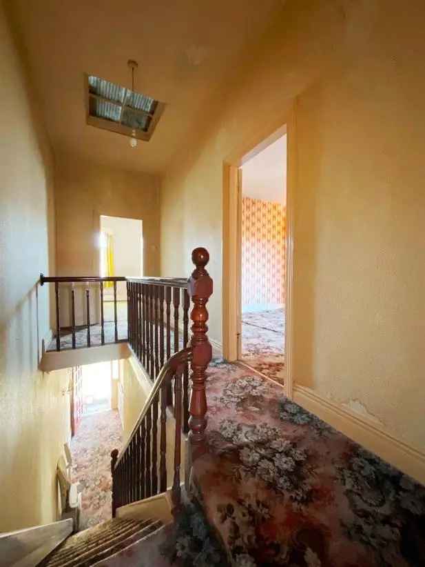 3 Bed Semi-Detached House For Sale