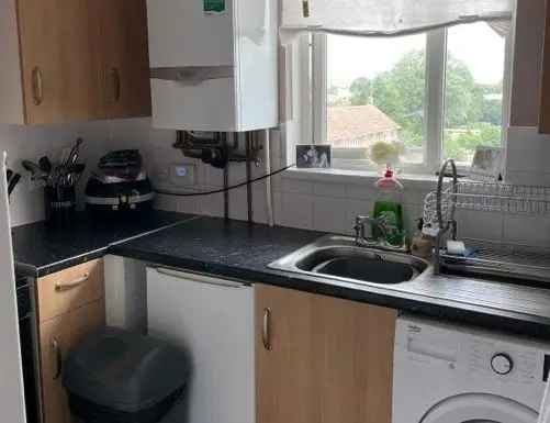 Flat For Rent in Colchester, England