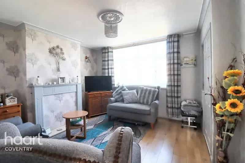 2 Bedroom Terraced House for Sale in Stoke Hill