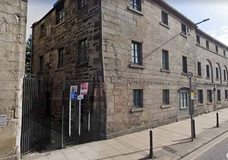 3 Bedroom Flat to Rent in Edinburgh