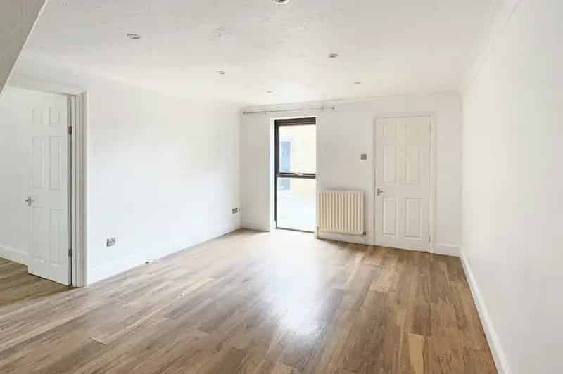 2 Bedroom House To Rent