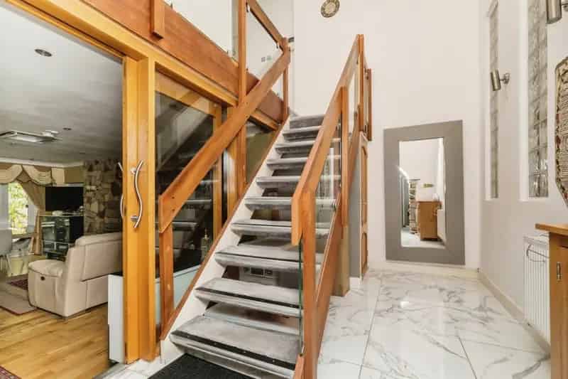 Spacious Four Bedroom Detached Home Handsworth Wood