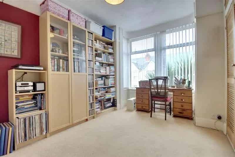 4 Bed House for Sale in Portsmouth