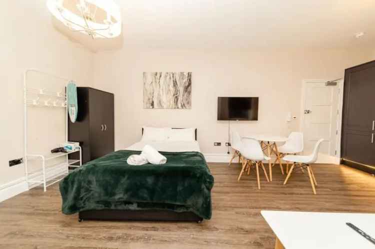 Studio Flat Central Location