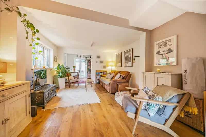 Victorian Family House for Sale