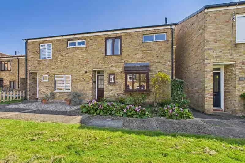 3 Bedroom End Terrace House for Sale in Cherry Hinton