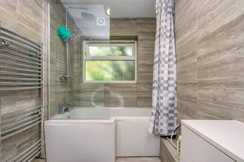 2 Bedroom Maisonette House to Rent Reading