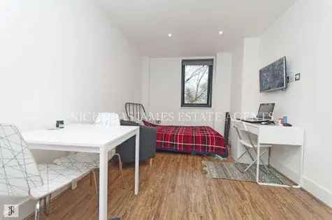 Modern Studio Apartment near Turnpike Lane Station