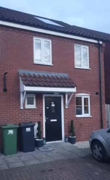 2 Bed House with Parking and Garden NR18