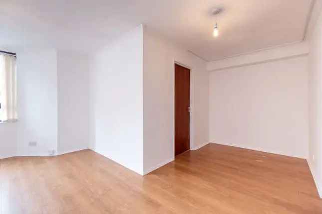 1 Bedroom Flat to Rent in Glasgow G4 - Parking Available