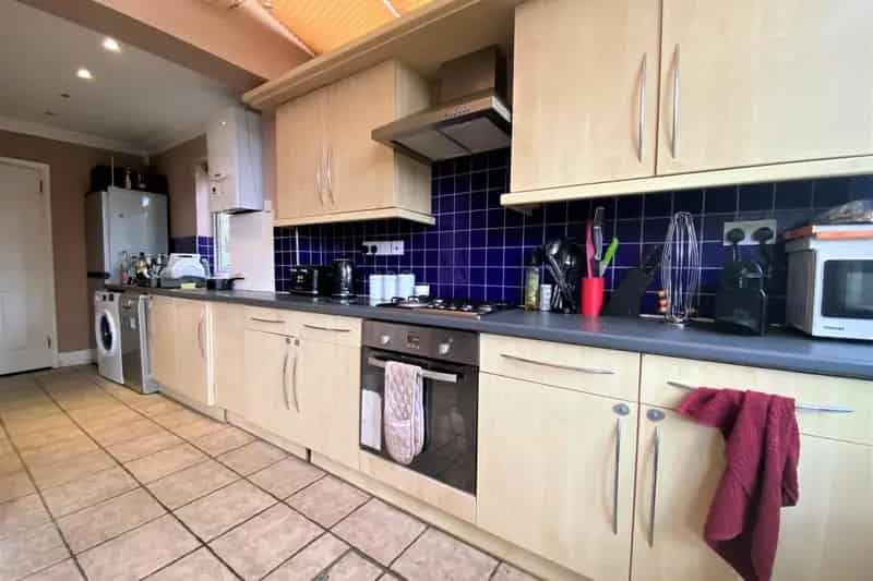 4 Bedroom House Tooting - Fully Furnished Near Tube Station