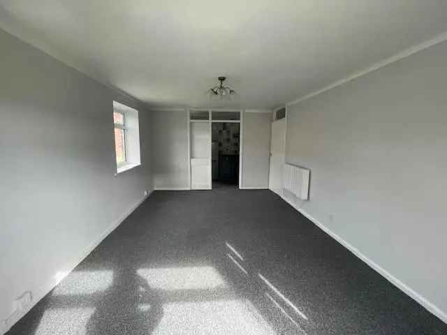 2 Bedroom Apartment in Shipley - Newly Decorated
