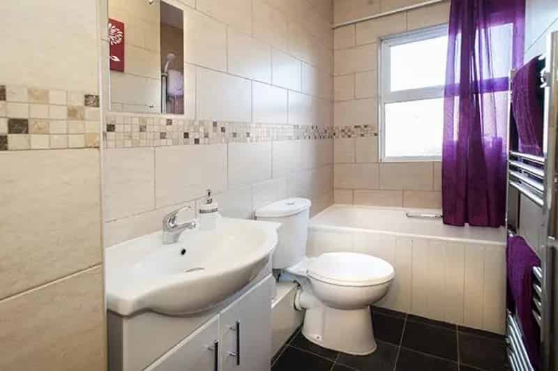 4 Bedroom House HMO Student Let Investment