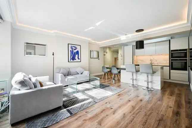 Flat for sale in Moscow Road, London W2