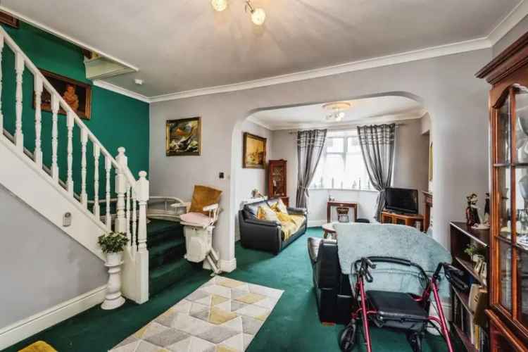 3 Bedroom End Terrace House for Sale