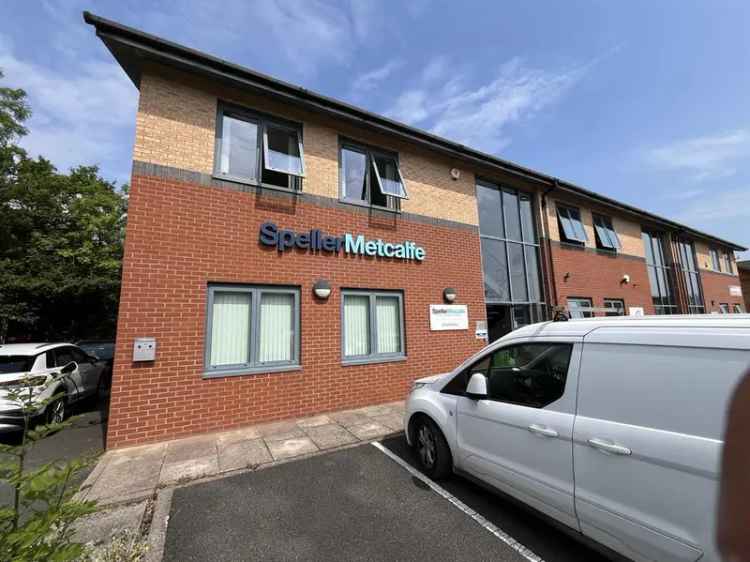 Modern Ground Floor Offices 1238 sq ft 6 Parking Spaces Malvern