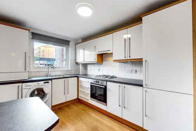 Flat for sale in Kelvinhaugh Street, Yorkhill, Glasgow G3