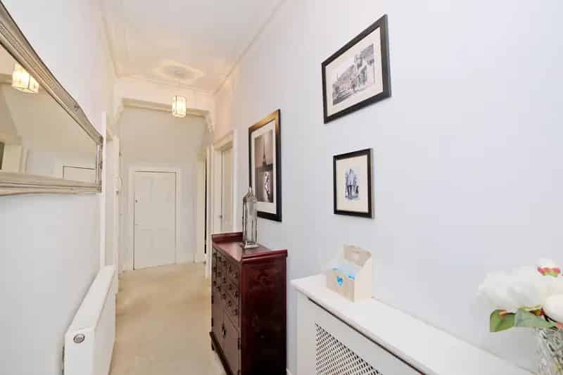 Spacious 2-Bed Flat near Aberdeen University and Beach
