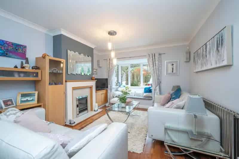 3 Bed House for Sale in Snitterfield Warwickshire