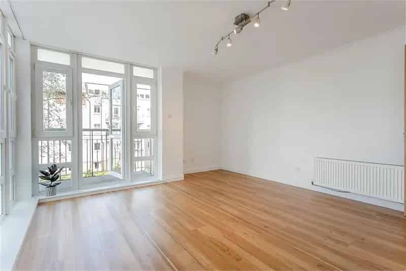 2 Bed Flat Brunswick Edinburgh Modern Amenities