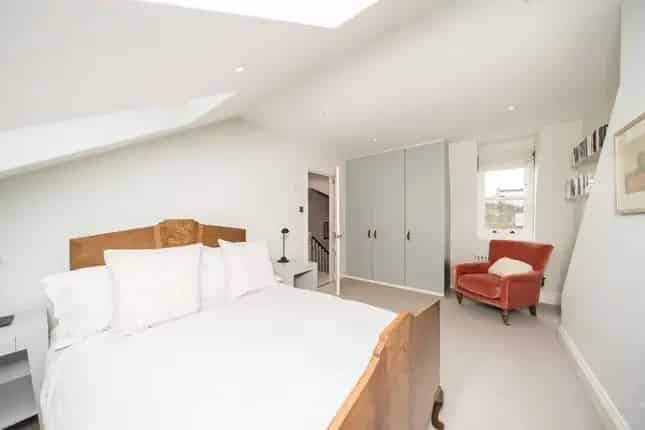 Four Bedroom Edwardian Family Home Near East Putney Tube