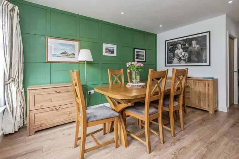 Four Bedroom Family Home Cleckheaton