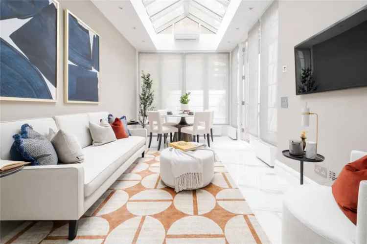 5 Bedroom Georgian Townhouse for Sale in Knightsbridge