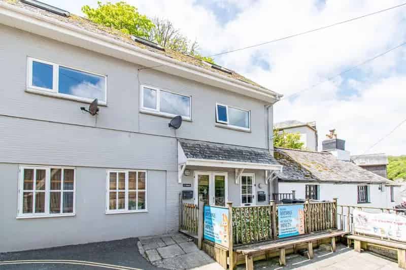 3 Bedroom Apartment to Rent