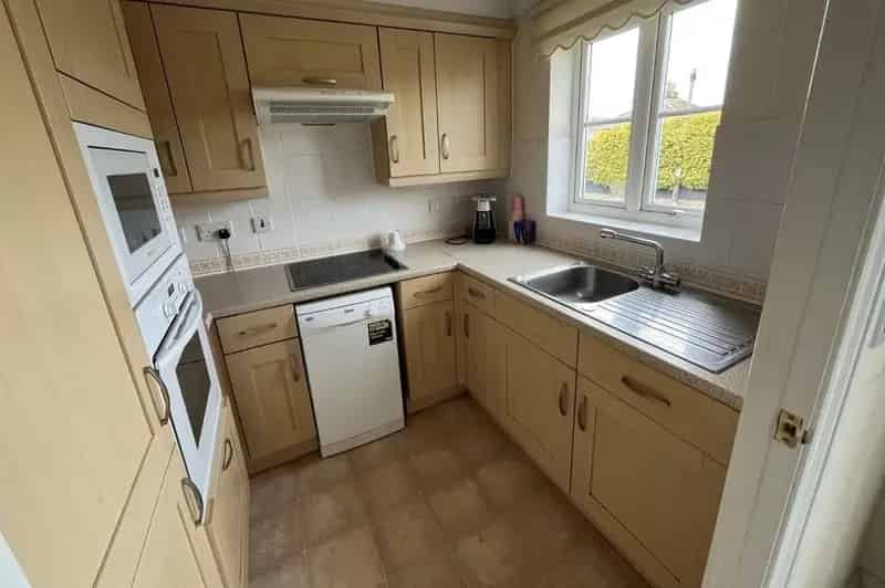 2 Bedroom Retirement Apartment for Sale in Bristol BS20