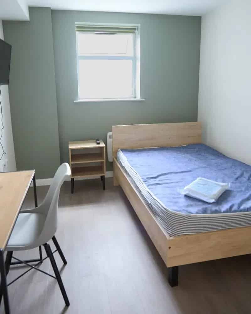 4 Bedroom Flat Near UWE Bristol