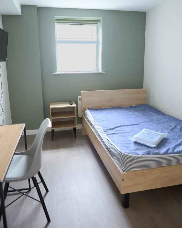 4 Bedroom Flat Near UWE Bristol