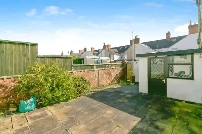 3 Bedroom Terraced House Near Amenities and M4 Corridor