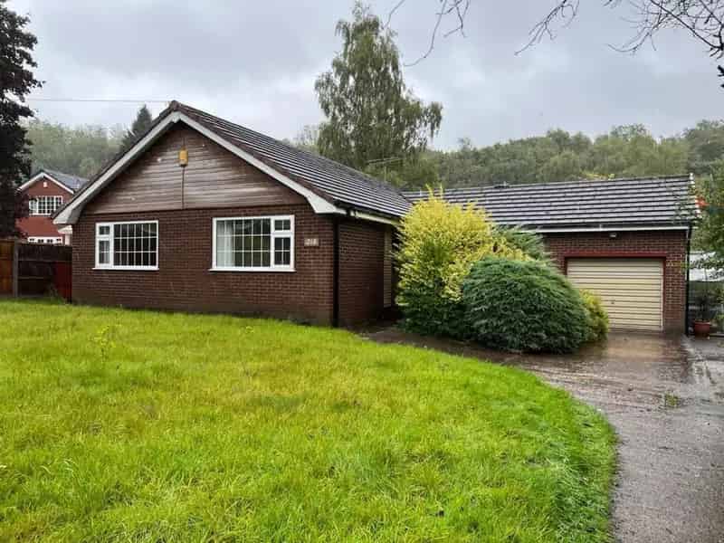 3 Bedroom Detached Bungalow For Sale Freehold No Chain
