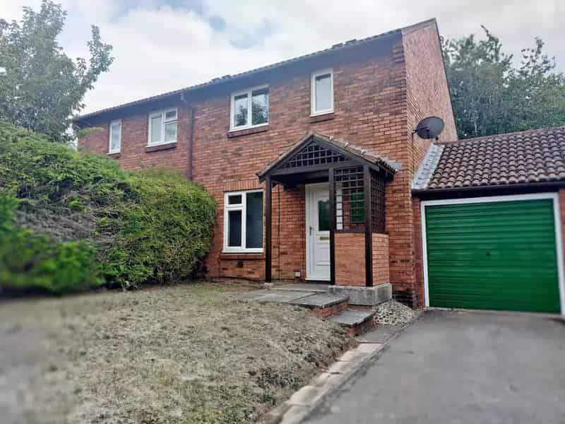 3 bedroom House
 For Sale