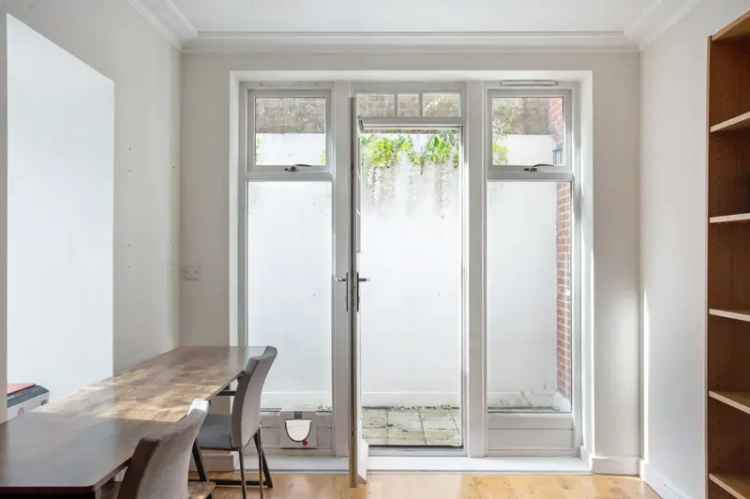 1 Bedroom Flat for Sale in Putney