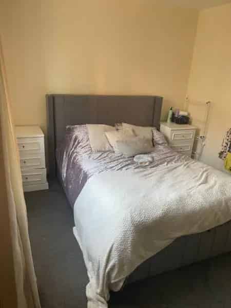 Transport Link and Local Amenities Property