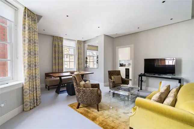 2 Bedroom Apartment Kensington W8 - Communal Gardens